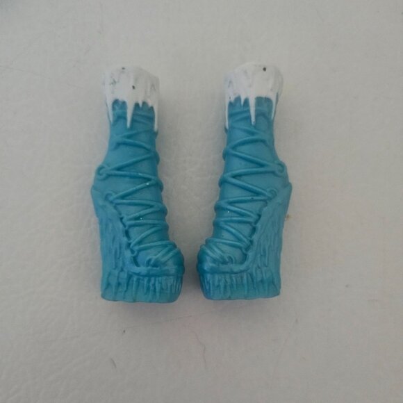 Monster High Doll Abbey Bominable Replacement Shoes Set of 3 - Picture 4 of 4